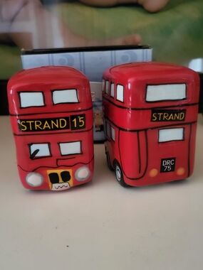 Red Double-Decker Bus Salt & Pepper Shaker Set - RouteMaster -